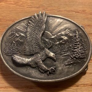 Siskiyou Williams, Oregon 1982 the Eagle buckle